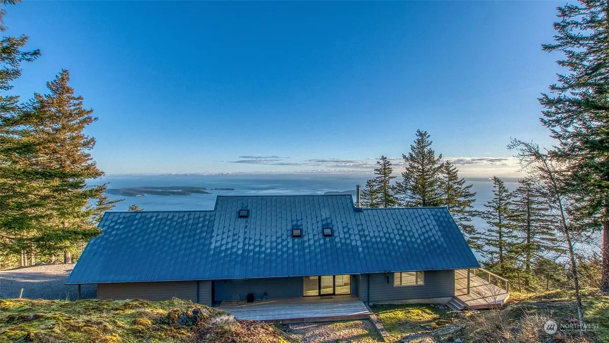 Orcas Island, WA 98245,448 Saddle LN