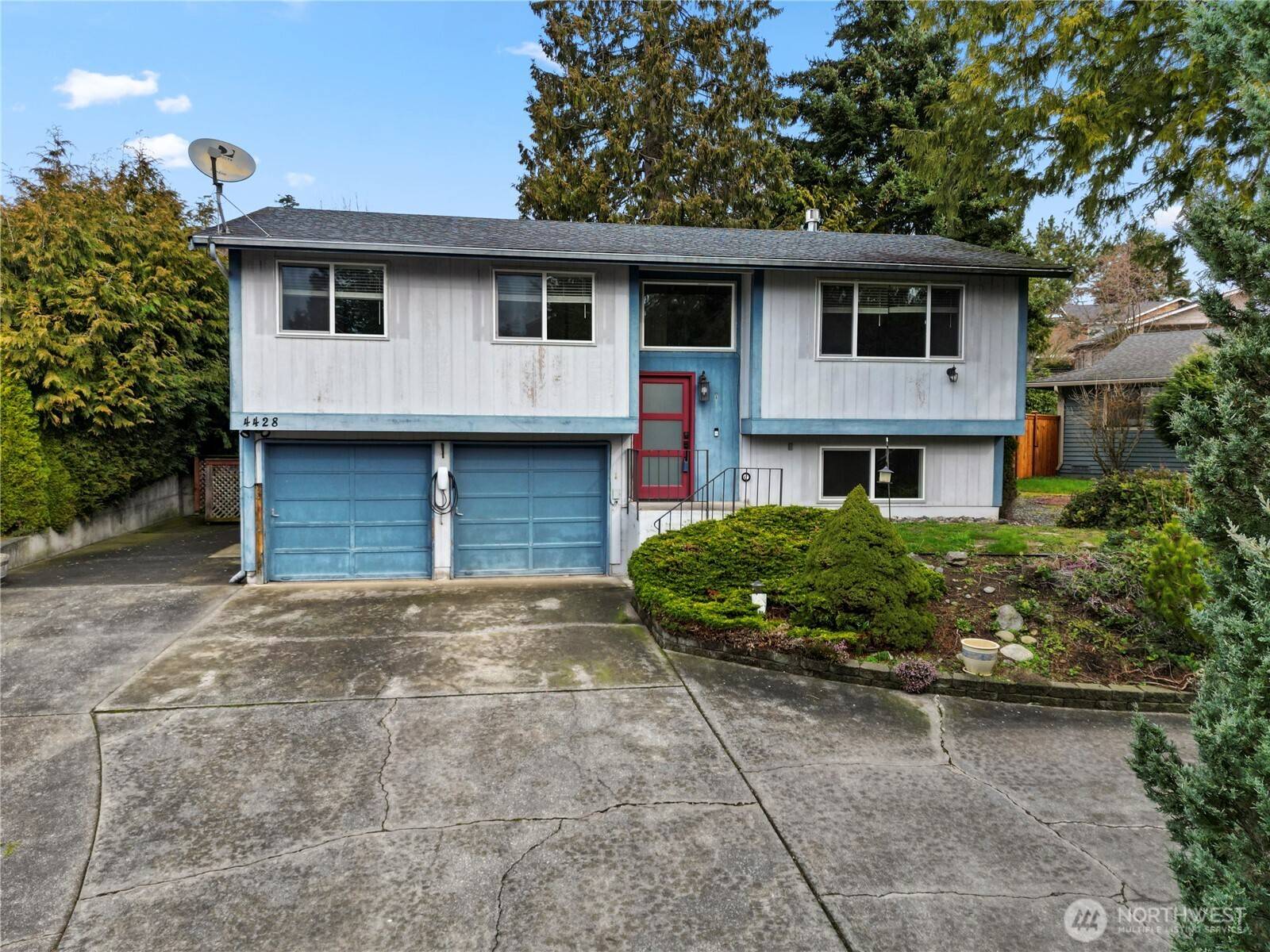 4428 Bryce DR, Anacortes, WA 98221