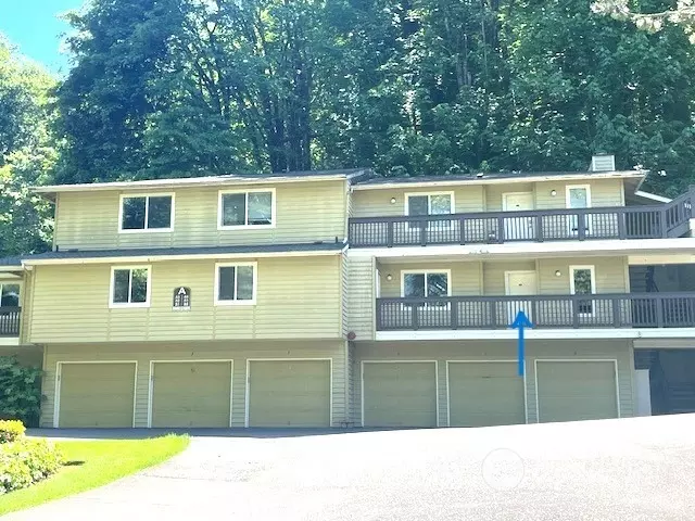515 Newport WAY NW #A5, Issaquah, WA 98027