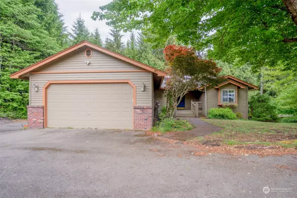 2107 Dunrobin LN E, Port Orchard, WA 98366