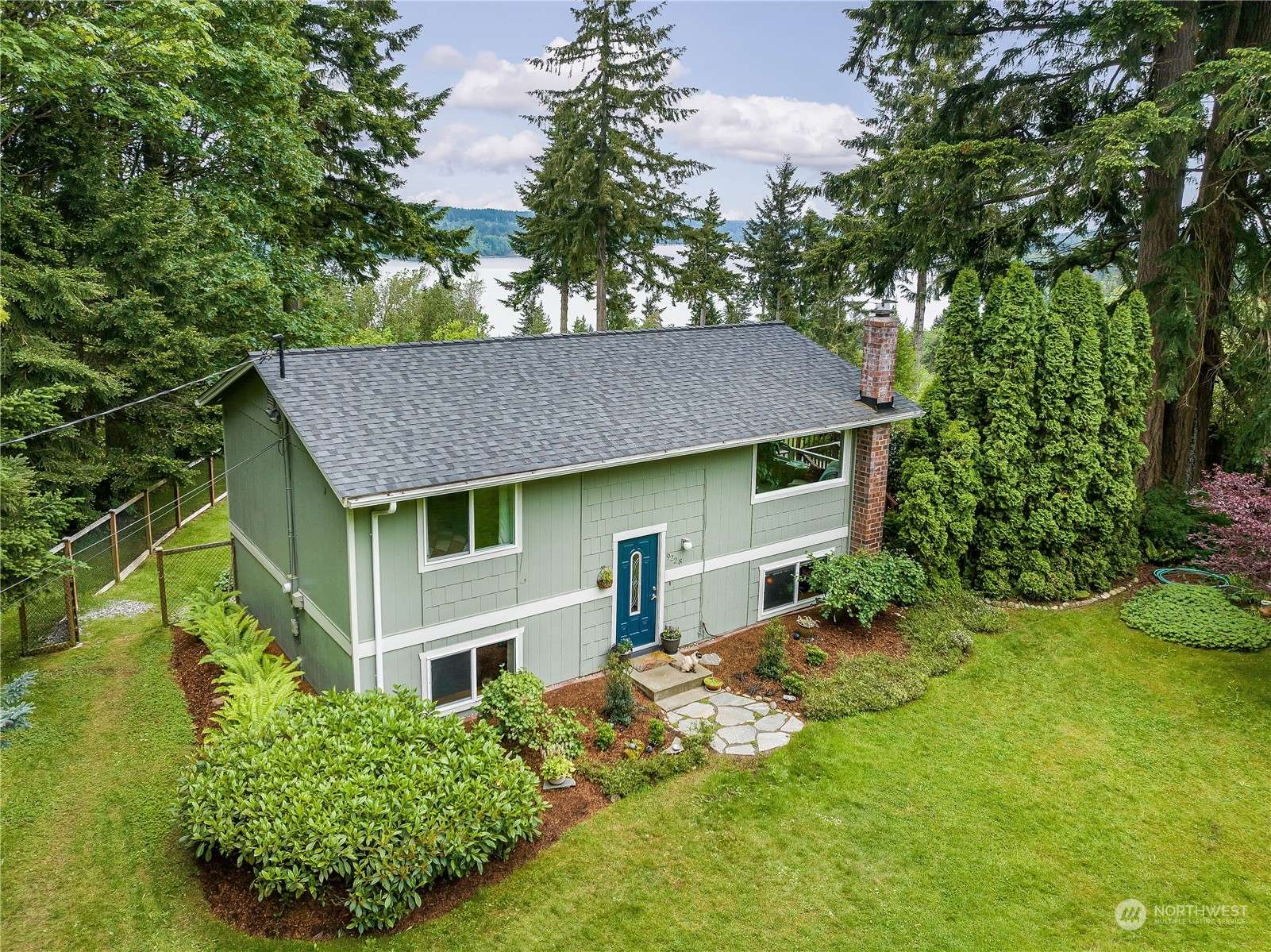 9228 SE View Park RD,  Port Orchard,  WA 98367