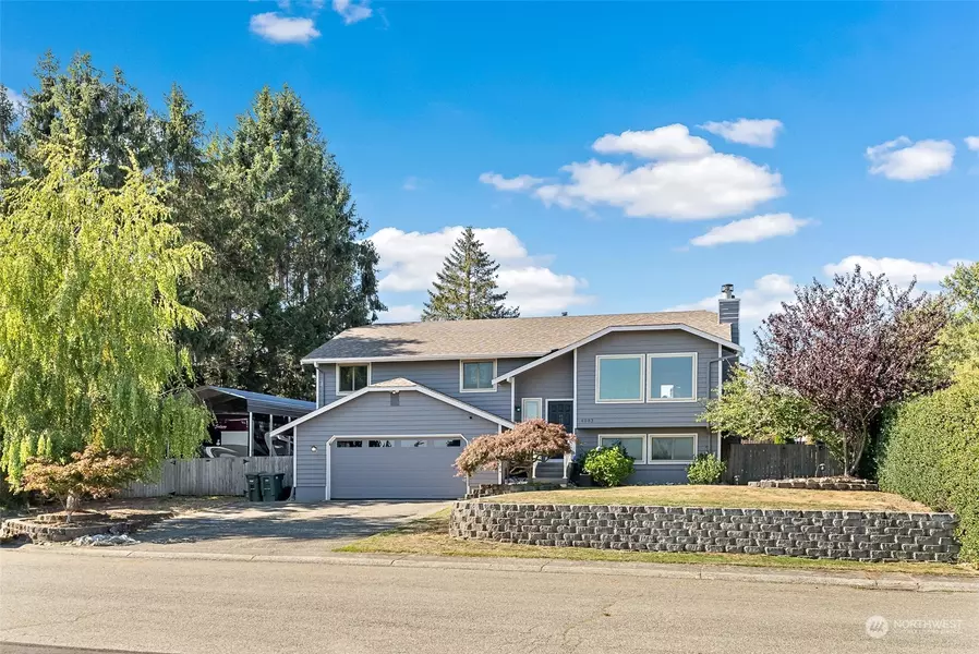 6083 Summit View PL, Ferndale, WA 98248