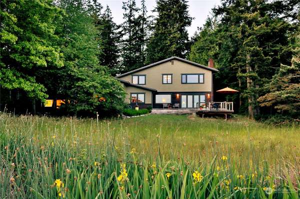 6567 Wahl RD, Freeland, WA 98249