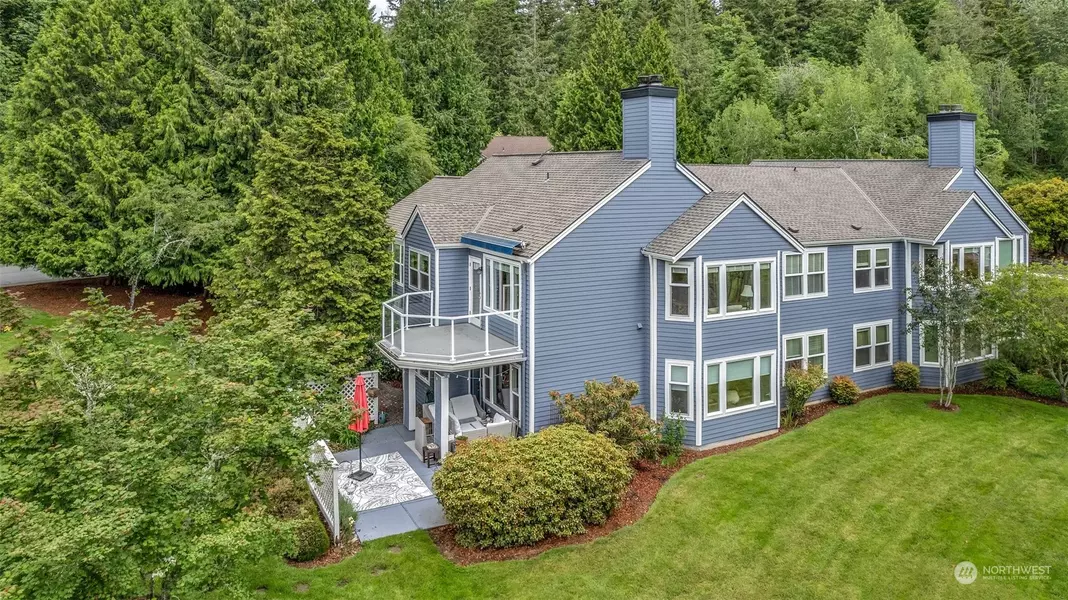 22471 SE 42nd TER #2204, Issaquah, WA 98029