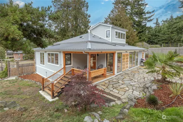 907 W ST, Port Townsend, WA 98368