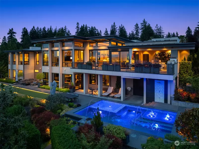 2025 89th AVE NE, Clyde Hill, WA 98004