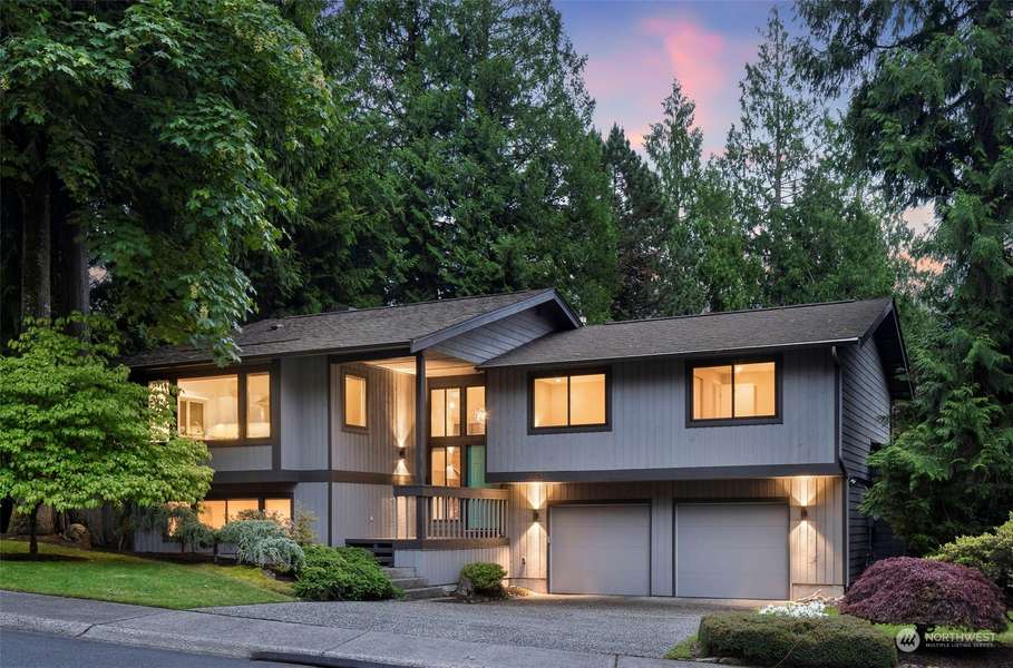 13828 174th PL NE, Redmond, WA 98052