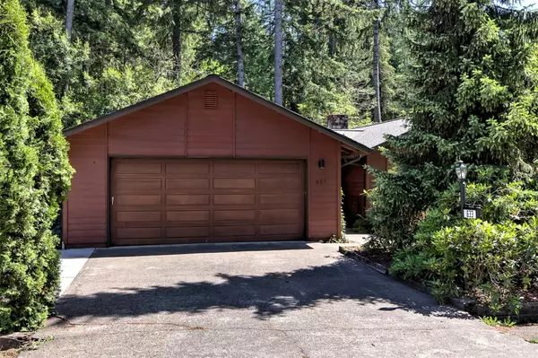 Shelton, WA 98584,633 Holly LN