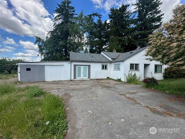 306 W Pole RD, Lynden, WA 98264