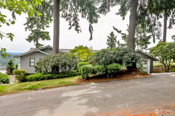 Mercer Island, WA 98040,7714 89th PL SE