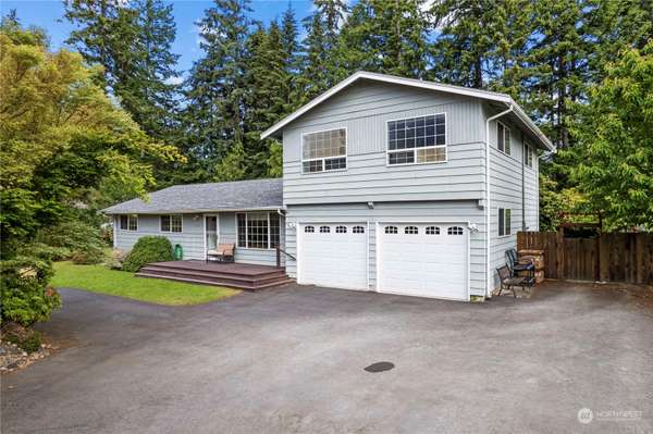 1601 NW Edgewood DR, Gig Harbor, WA 98332