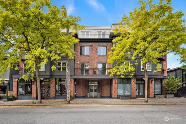 1909 10th AVE W #308, Seattle, WA 98119