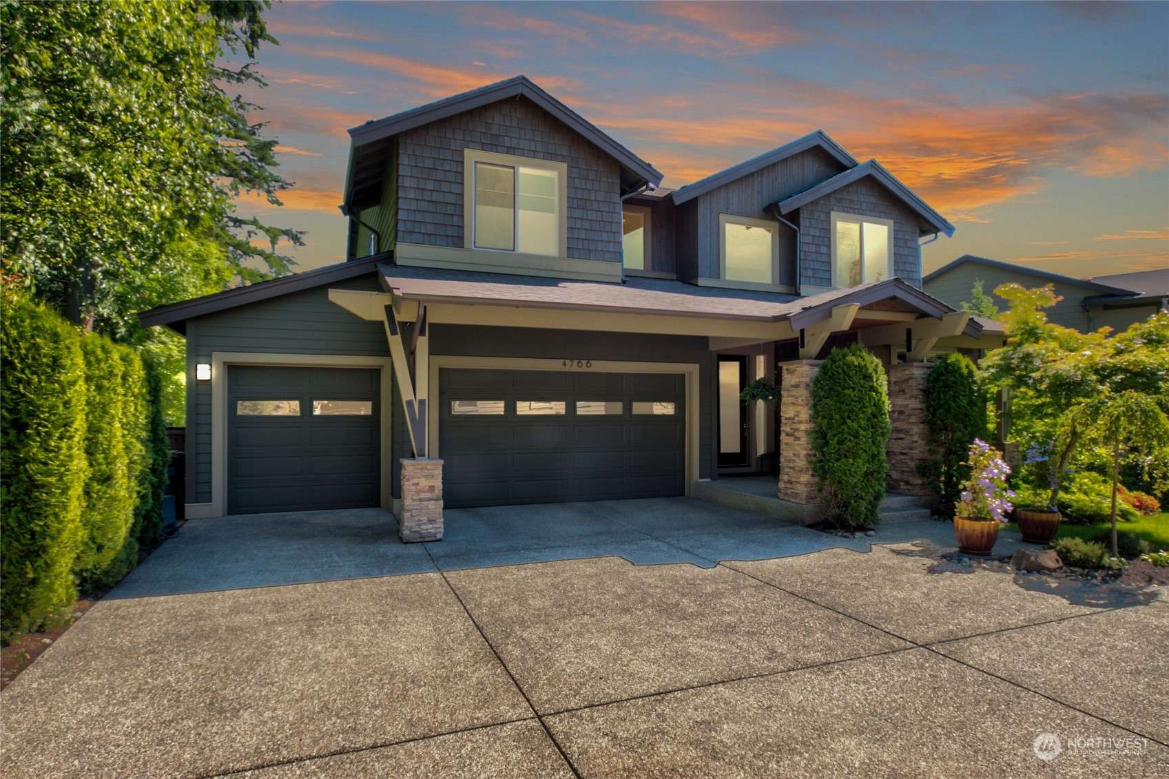 4766 231st PL SE, Sammamish, WA 98075