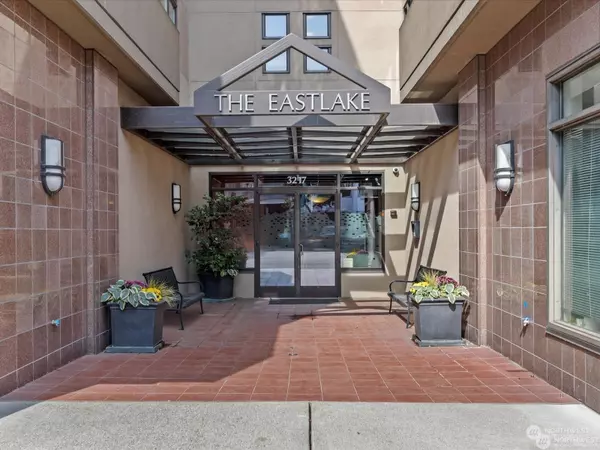 3217 Eastlake AVE E #308, Seattle, WA 98102