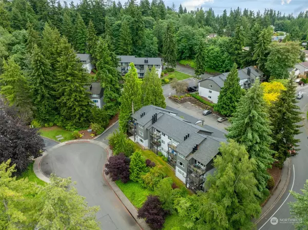 12707 NE 116th ST #A-104, Kirkland, WA 98034