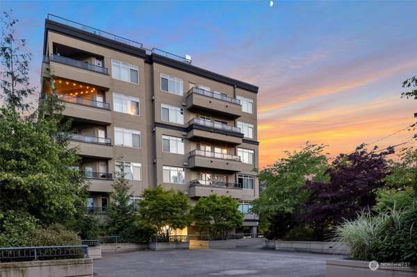 900 Aurora AVE N #204, Seattle, WA 98109