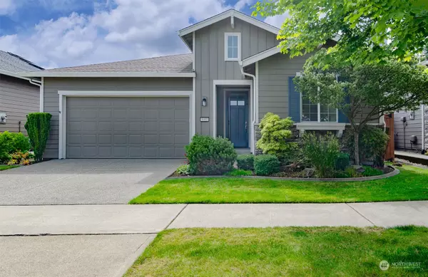 8401 Orcas LOOP NE, Lacey, WA 98516