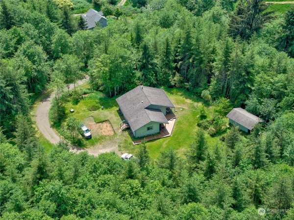 124 Seal River RD, Rosburg, WA 98643