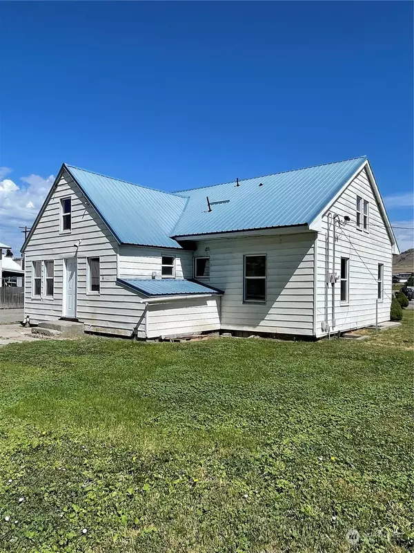 Okanogan, WA 98840,1579 2nd Ave N