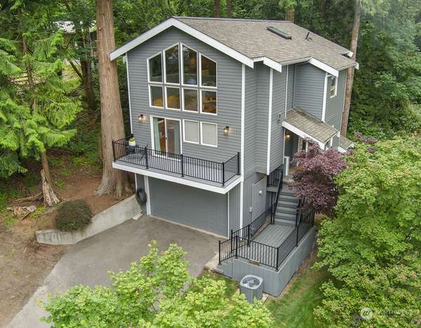 1328 206th AVE NE, Sammamish, WA 98074