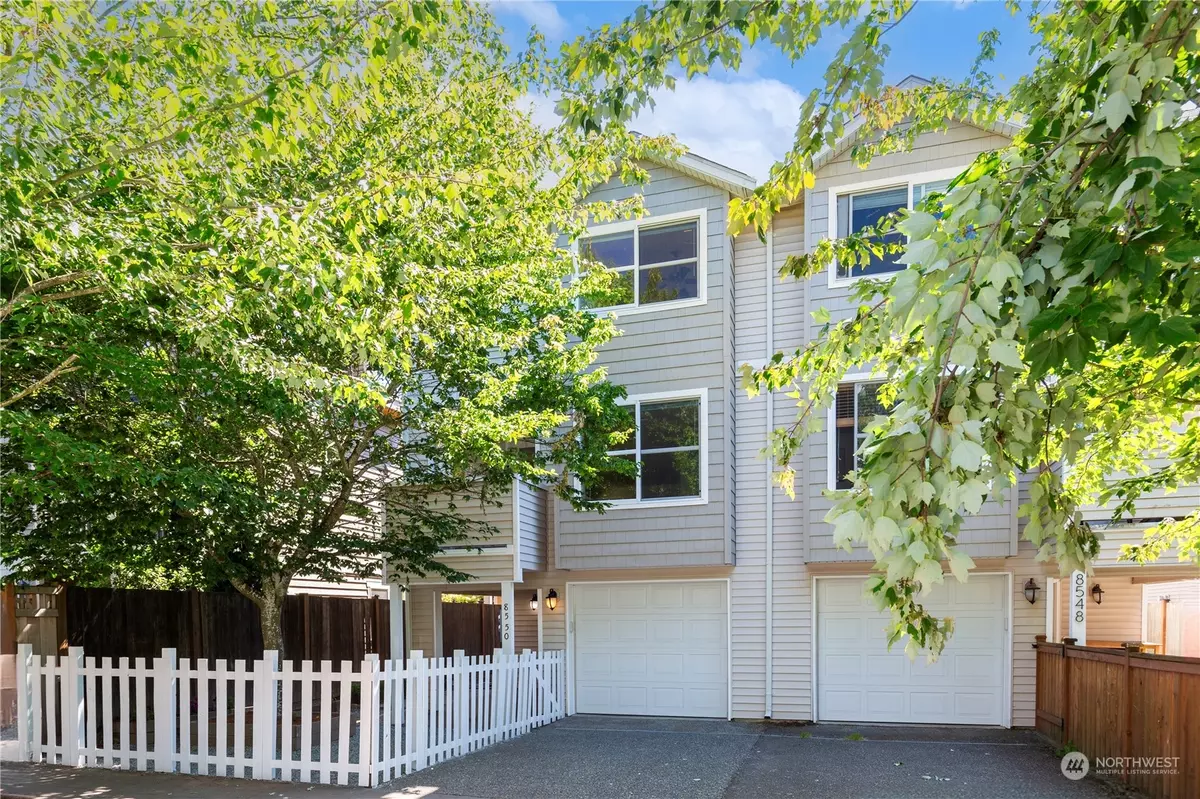 Seattle, WA 98103,8550 Stone AVE N