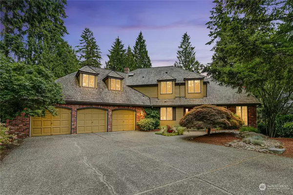 20625 NE 34th PL, Sammamish, WA 98074