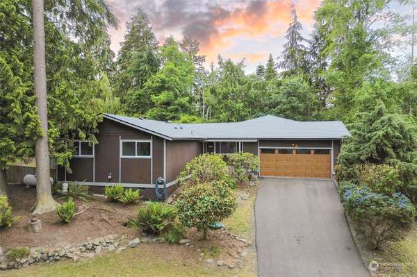 162 Stuart DR, Port Angeles, WA 98362