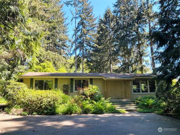 13890 Sunrise DR NE, Bainbridge Island, WA 98110