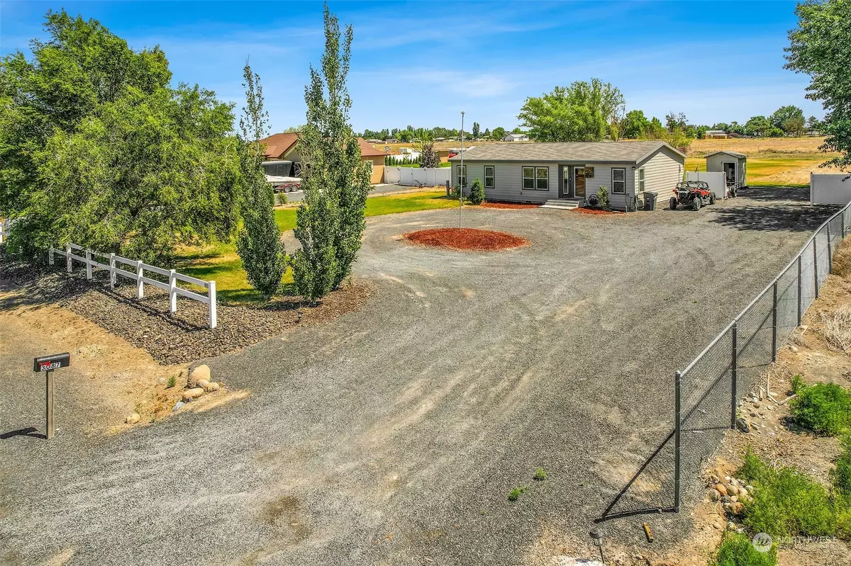 Moses Lake, WA 98837,3087 Road F NE