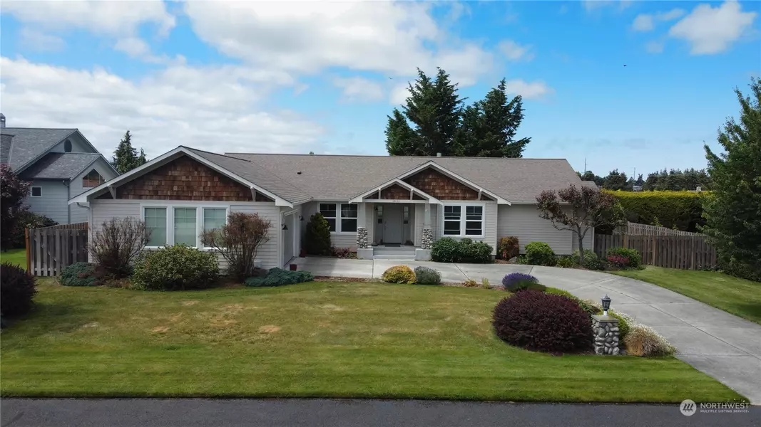 1031 New Meadows Loop, Sequim, WA 98382