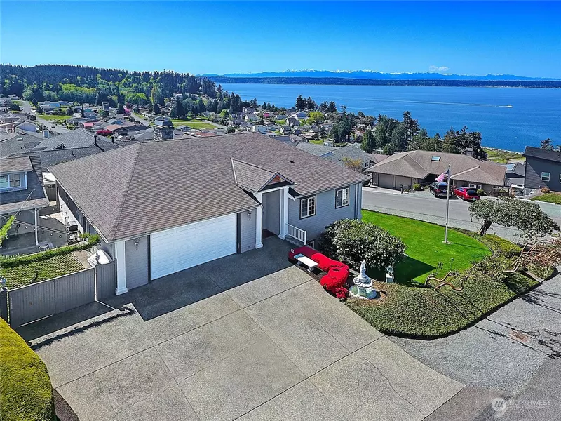 851 Linda LN, Camano Island, WA 98282