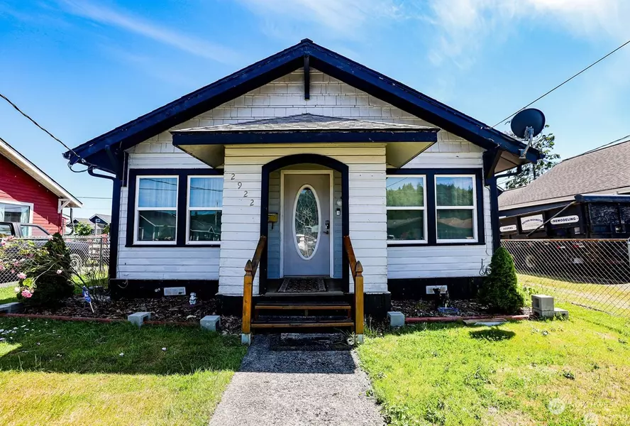 2922 Aberdeen AVE, Hoquiam, WA 98550