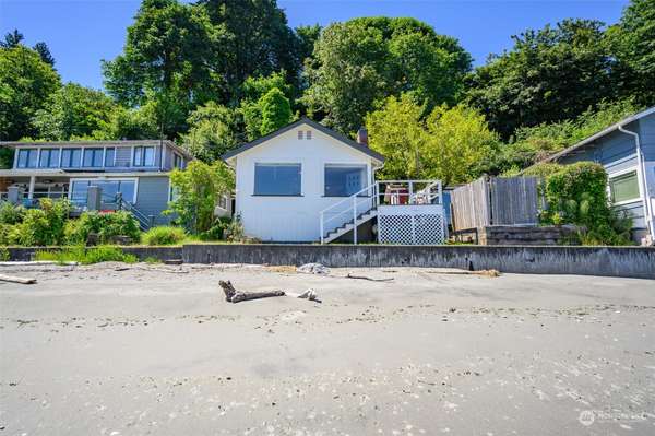 10819 Vashon HWY SW,  Vashon,  WA 98070