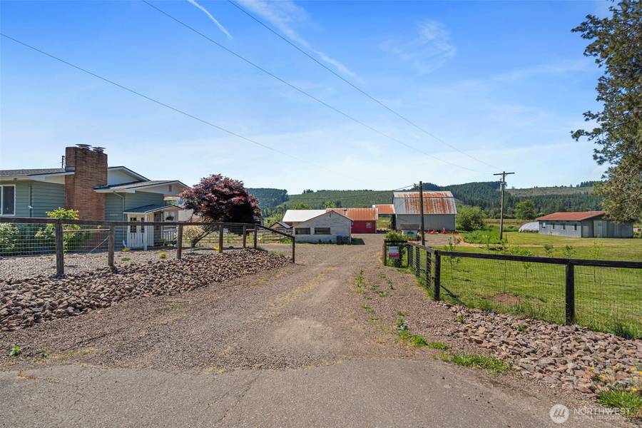 3142 State Route 508, Onalaska, WA 98570