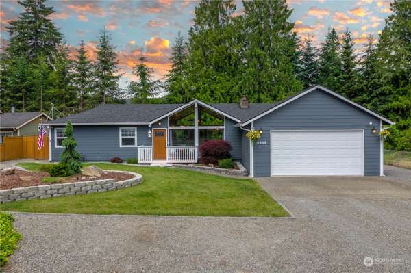 9519 202nd AVE E,  Bonney Lake,  WA 98391