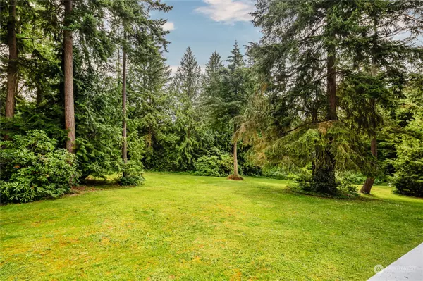 Camano Island, WA 98282,411 Tradewind Ln