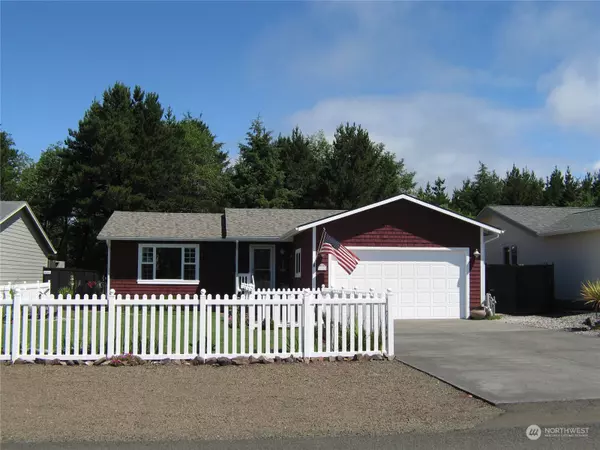 Ocean Park, WA 98640,611 357TH ST