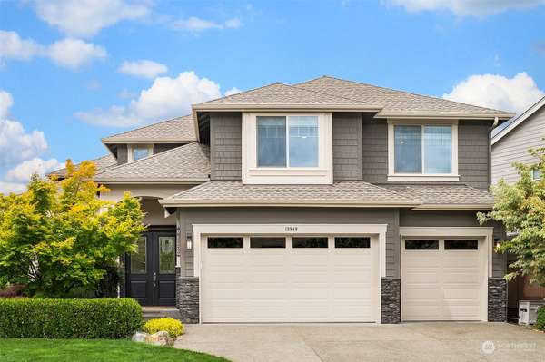 13949 174th TER SE, Renton, WA 98059