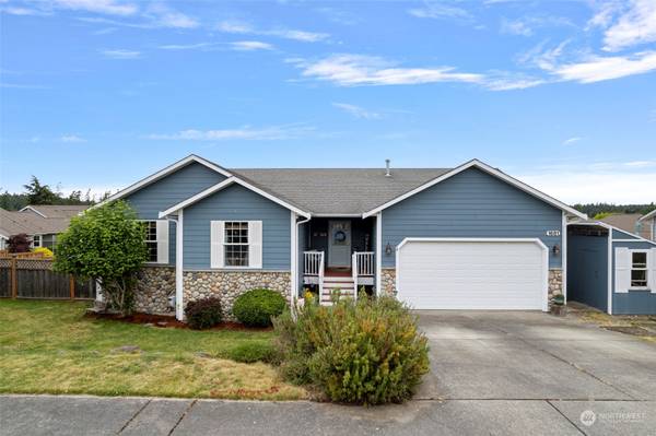 1681 SW Victory ST, Oak Harbor, WA 98277