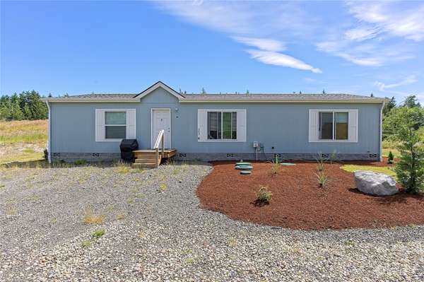 303 Critter Country Trail, Sequim, WA 98382