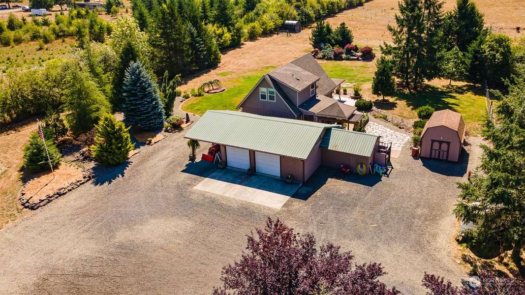 182 Twin Peaks DR, Toledo, WA 98591