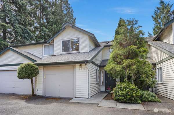 6943 NE 170th ST #2, Kenmore, WA 98028