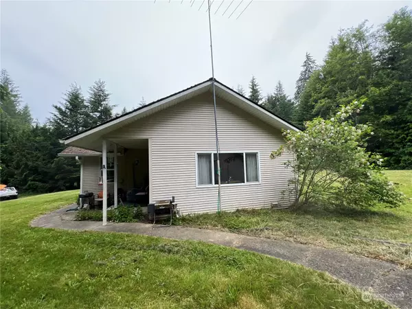 Glenoma, WA 98336,525 Meade Hill Rd