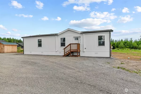 301 Coma RD, Winlock, WA 98596