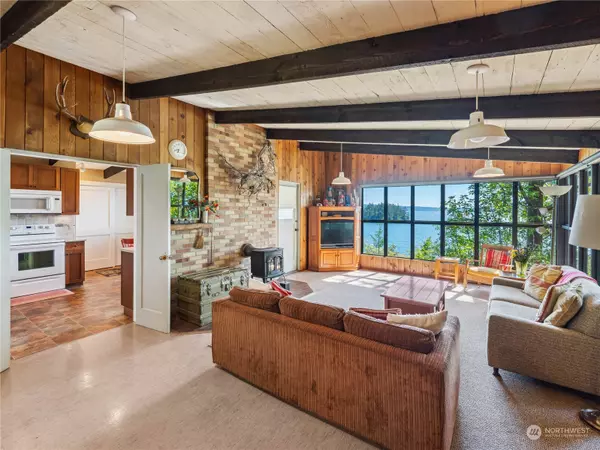 La Conner, WA 98257,9758 Golden View TRL