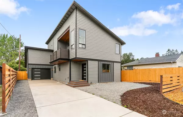 3235 Bennett DR, Bellingham, WA 98225