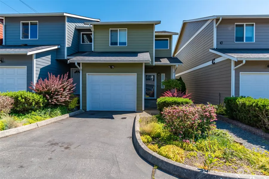 563 NE Kettle ST #B3, Oak Harbor, WA 98277