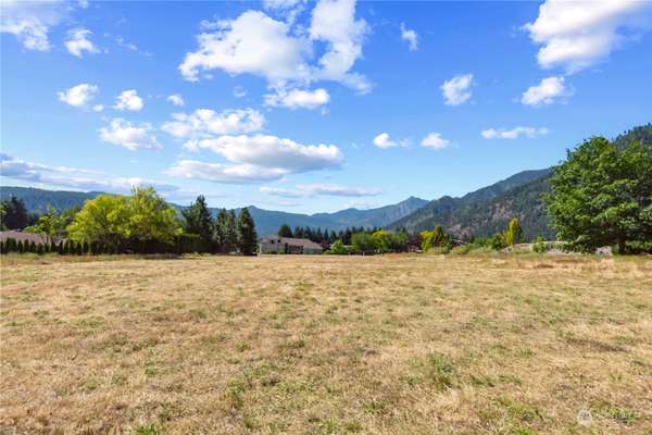 12570 Maple ST, Leavenworth, WA 98826