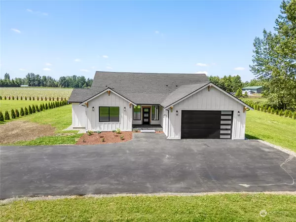 6597 Mission RD, Everson, WA 98247