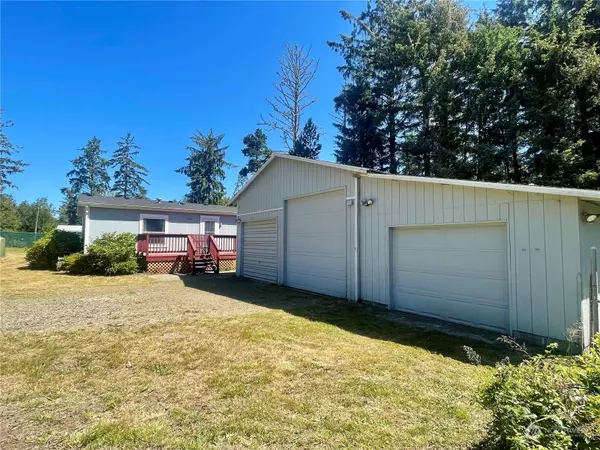 28312 V LN, Ocean Park, WA 98640